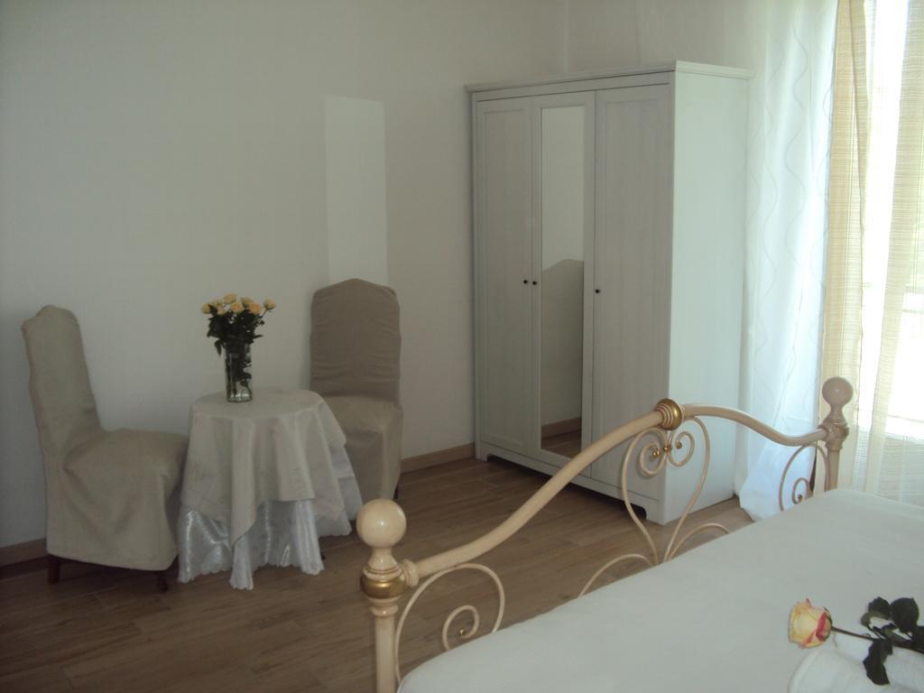 B&B Rosa Del Garda 拉齐塞 客房 照片