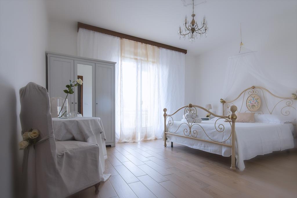 B&B Rosa Del Garda 拉齐塞 外观 照片